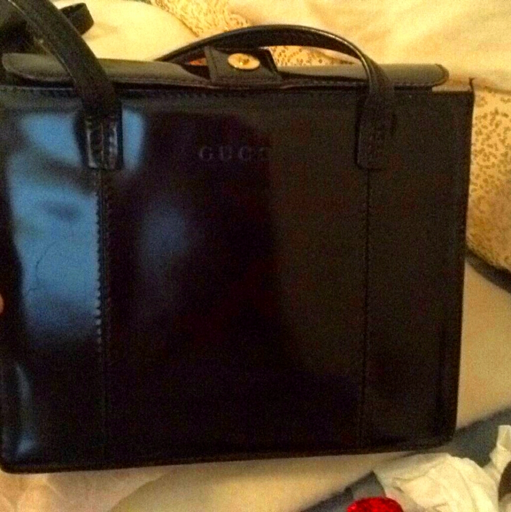 VINTAGE 1980S GUCCI BLACK  SHOULDER BAG